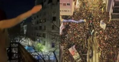 Una multitud se autoconvocó para respaldar a Cristina Kirchner: la exmandataria saludó desde el balcón